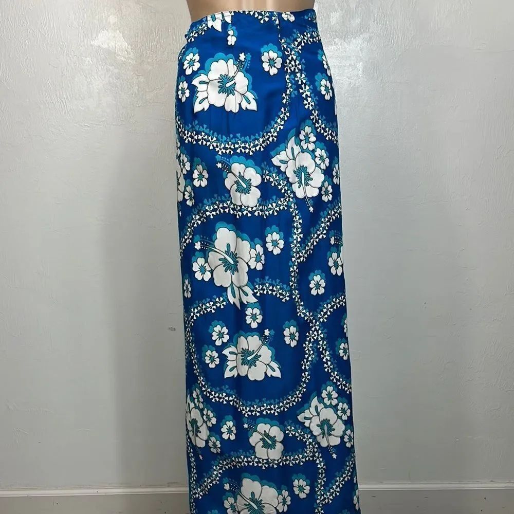 Rayon Floral Print Blue And White WrapโMaxi Skirt One Size